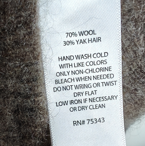 Adrienne Vittadini wool yak hair brown toggle cardigan sweater Size XL - Picture 6 of 7
